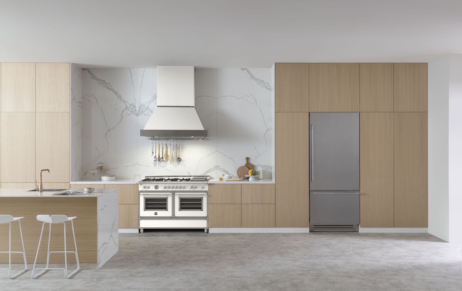 картинка Кухонная вытяжка Bertazzoni K90HERTX+KC36HERTAV слоновая кость 