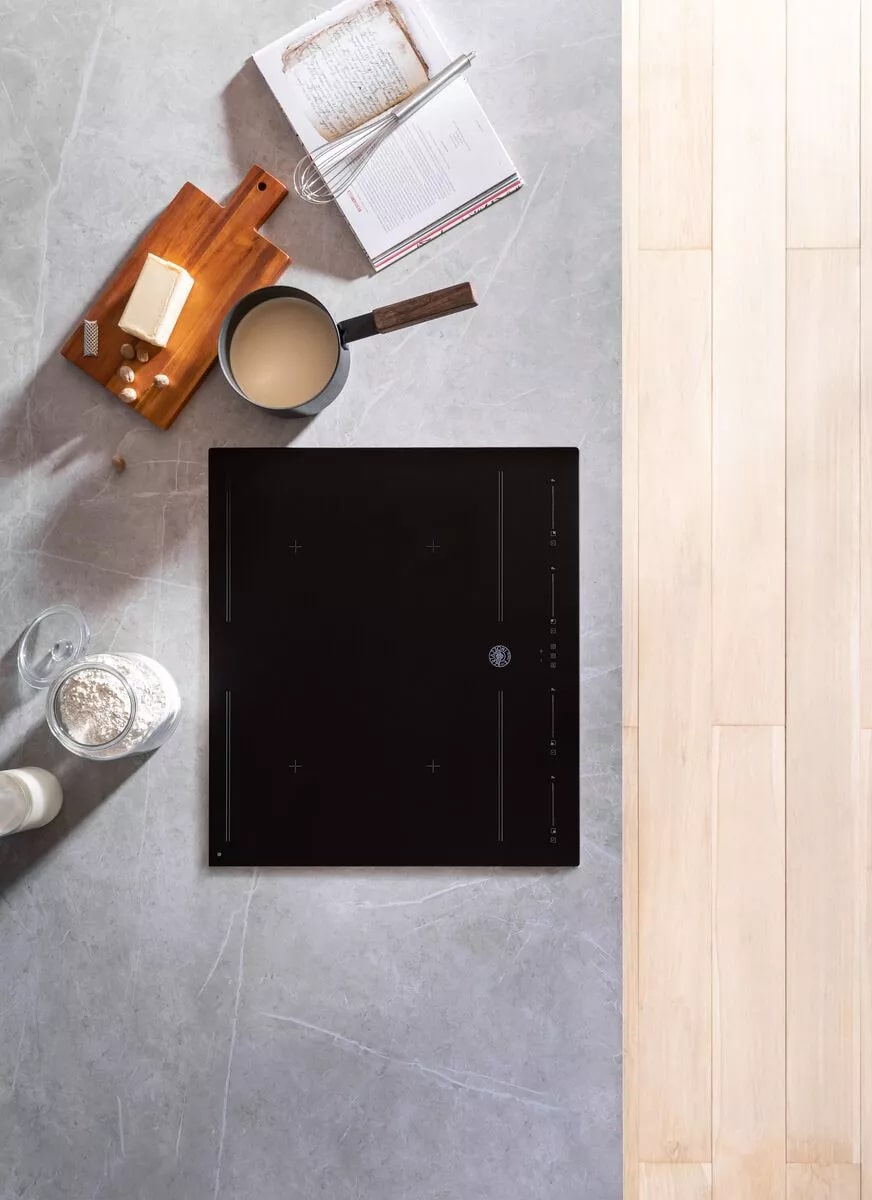 картинка Индукционная варочная панель Bertazzoni P604I2M28NV 