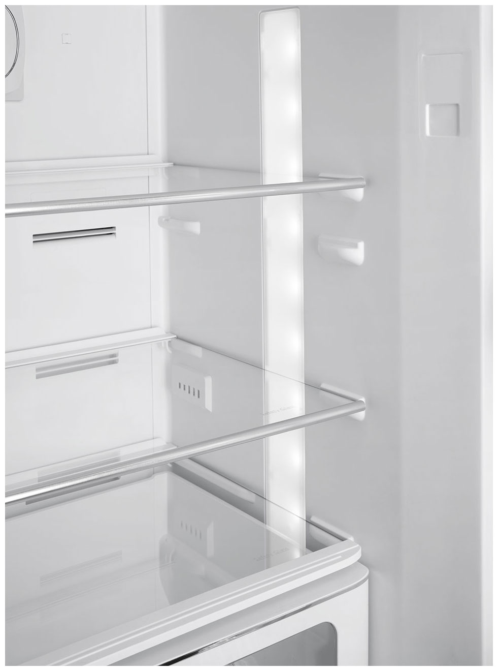 картинка Отдельностоящий холодильник Smeg FAB32RWH5 