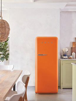 картинка Отдельностоящий холодильник Smeg FAB28ROR6 оранжевый 