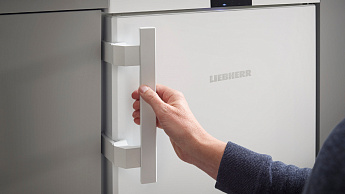 картинка Отдельностоящий холодильник Liebherr Re 1401-20 001 