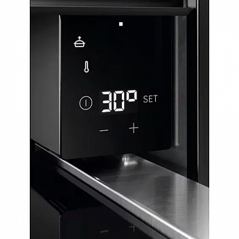 картинка Подогреватель для посуды Aeg NKD914B черный 