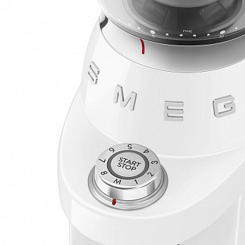 картинка Кофемолка Smeg CGF03WHEU белый 