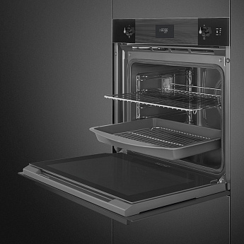 картинка Электрический духовой шкаф с функцией пара Smeg SOP6101S2B3 стекло Deep Black 