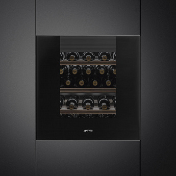 картинка Встраиваемый винный шкаф Smeg CVI129B3 черное стекло Deep Black 